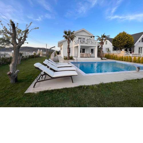 White house ( Beyaz ev )