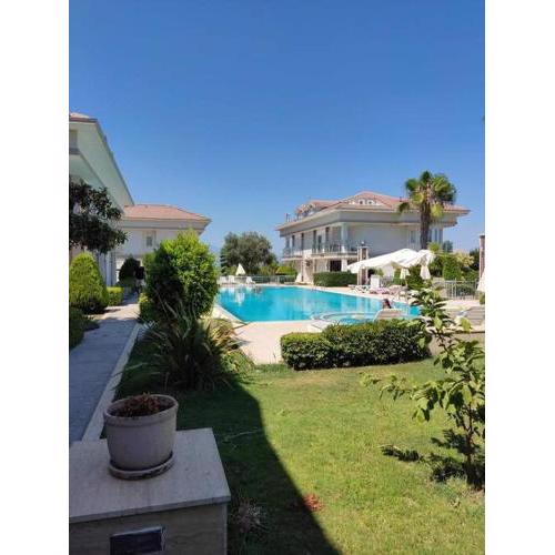 White House Villa