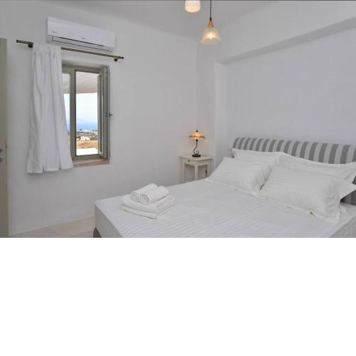 White House with Sea View