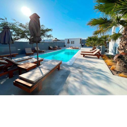 White Lily Santorini - Adults Only 16 Plus