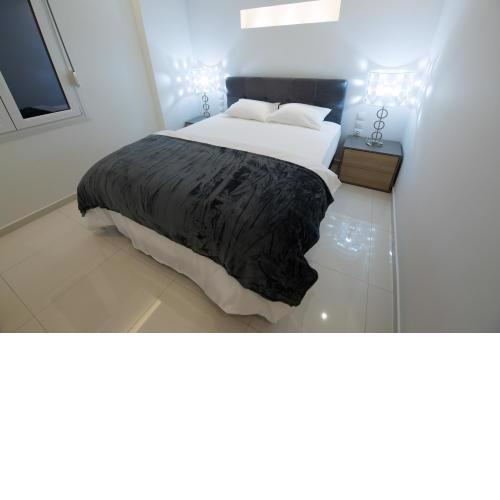 WHITE LUX APARTMENT FOR 2 vipgreece