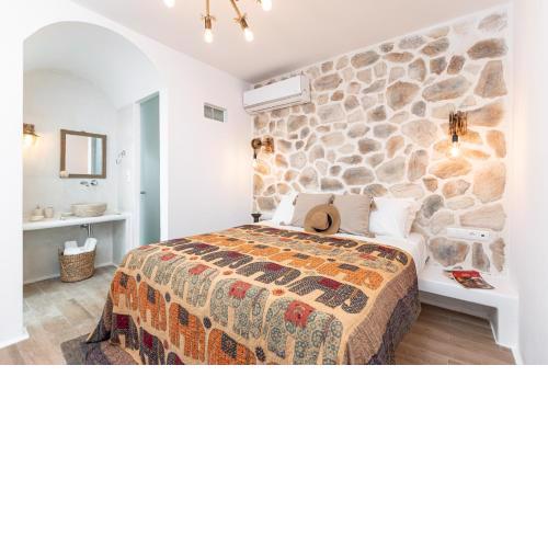 White Luxurious Apartment IΙ