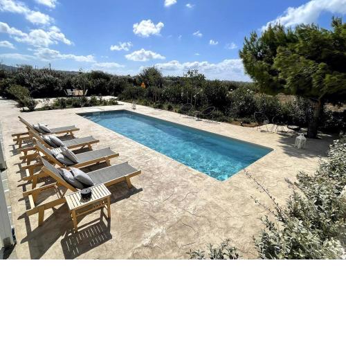 White Pearl Villa Naxos with Private Swimming Pool