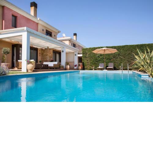 White Pearl Villa with private pool, Sunville Sani