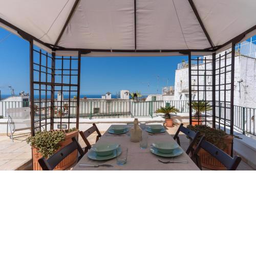 White Terrace 142 by Wonderful Italy