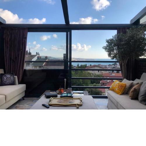 WILITTON BOSPHORUS HOUSE