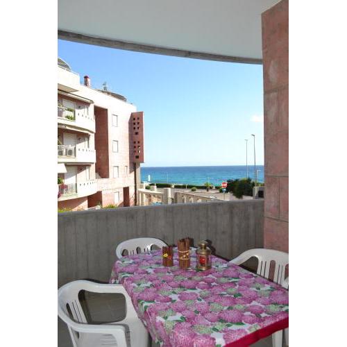 Window On The Sea Apartment