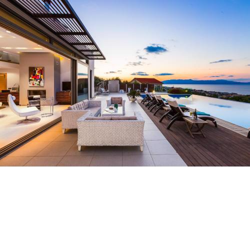 Winehill Villa