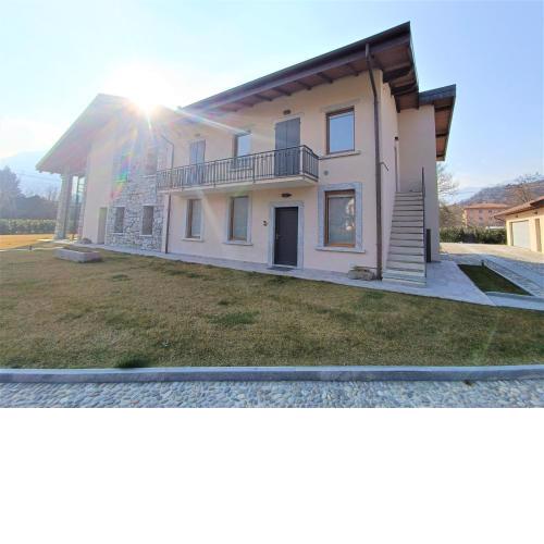 Winter Spring Summer Apartments