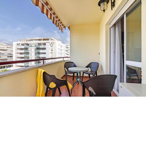 WintowinRentals Cozy Teatinos Apartment