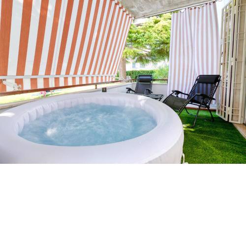Wolf House - Peschiera Holiday - Jacuzzi Privata