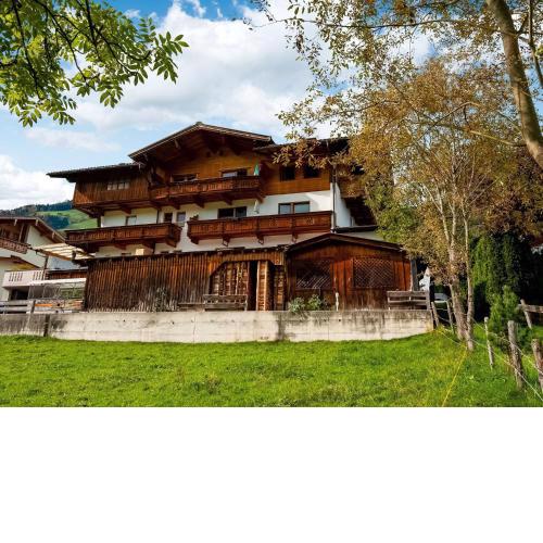 Wonderful Apartment in F genberg with Balcony