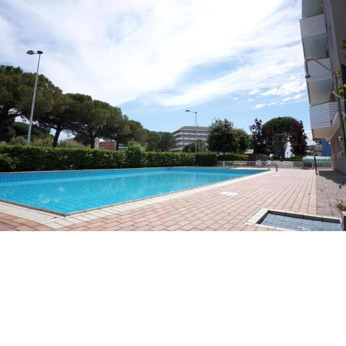 Wonderful Apartment in Residence with Pool - Great Location by Beahost Rentals