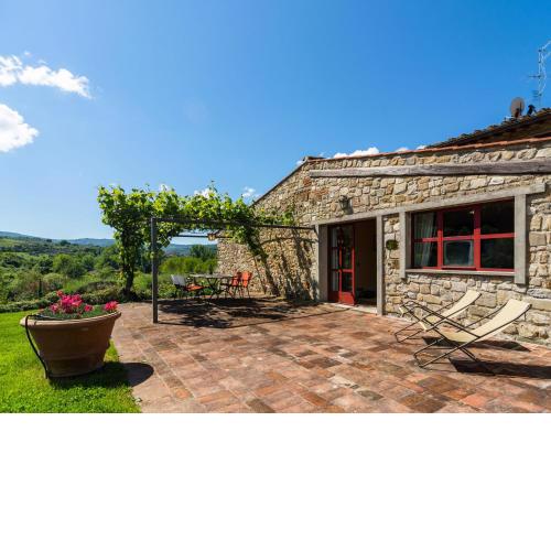 Wonderful Holiday Home in Greve in Chianti with Garden