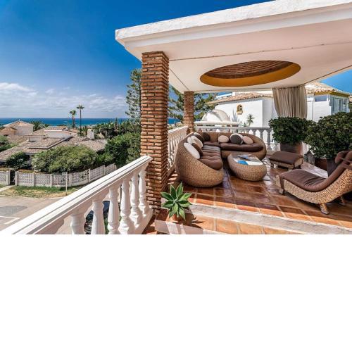 Wonderful penthouse in El Rosario Marbella M6