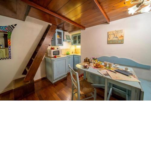 Wonderful Romantic Studio Ponte Vecchio Area