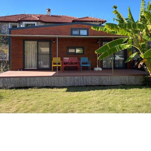 Wonderful tiny-house/ bungalow with the private resting zone