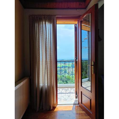 Wooden Sofita House with Unlimited View