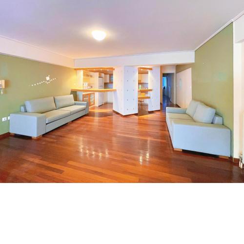 WSD HEBE Stylish 2BD 5' from Acropolis Near Metro