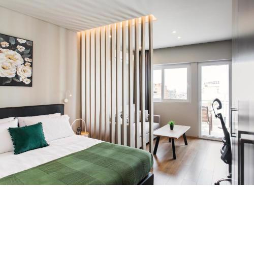 WYZ Attiki Aparthotel