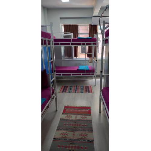 XALİLA HOSTEL&CAFE