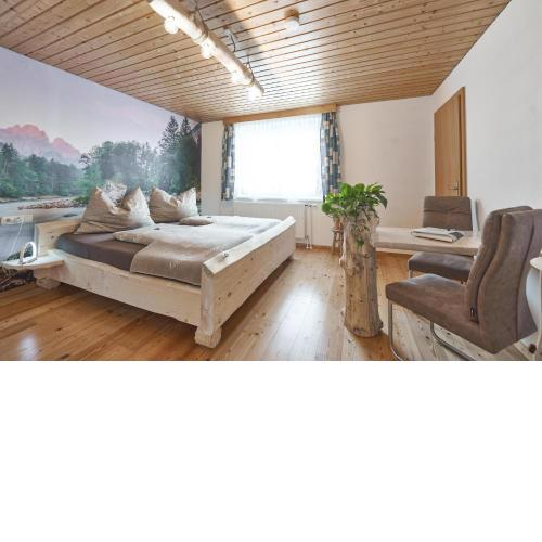 Xeis NeSt