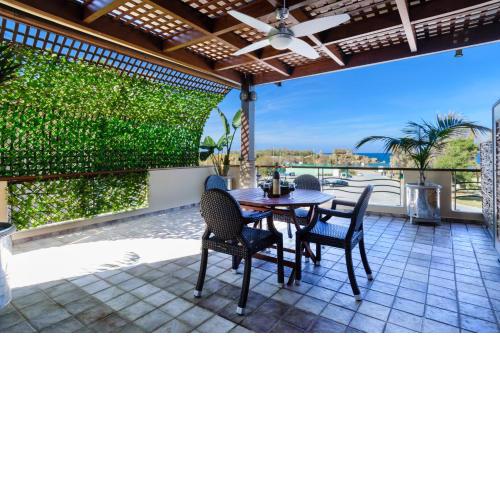 Xenios Dias Luxury Apartments With Sea View