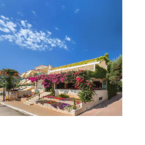 Xenios Loutra Village Beach Hotel