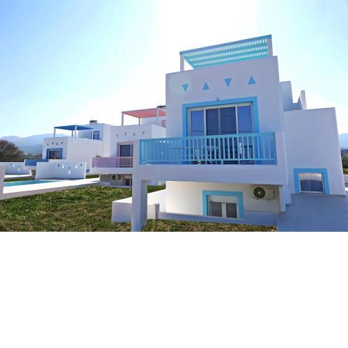 Xenos Villa 7 with a Private pool near the sea