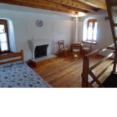 Xinovrissi Apartments