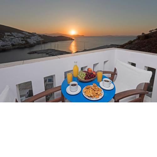 Yalos rooms