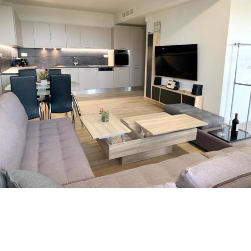Yamina Sea View Residence