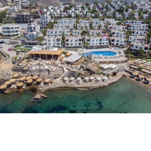 YAZ Beach Hotel