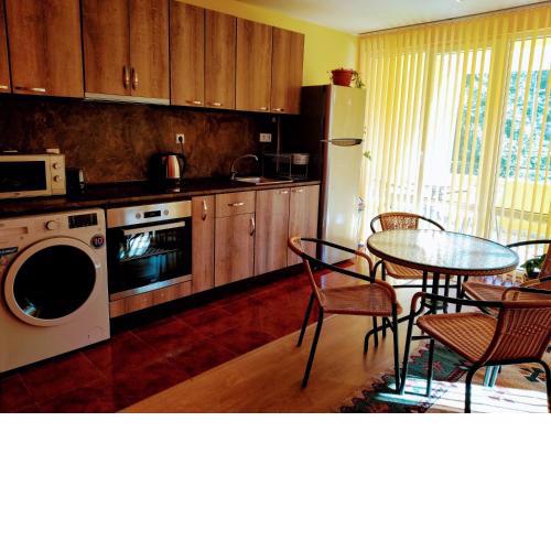 Yellow House Apartment