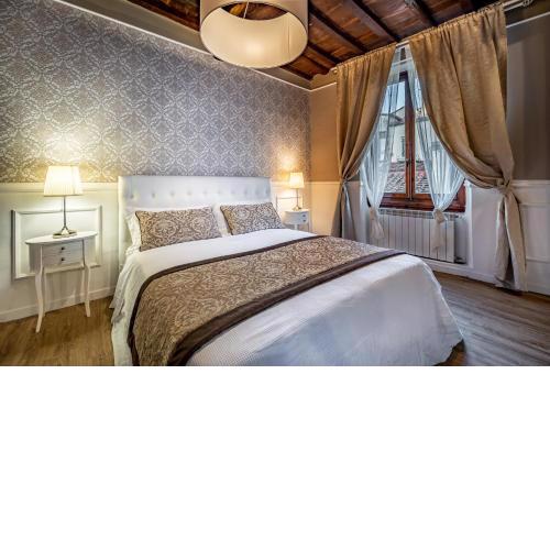 YiD Gallery art&design in the heart of florence