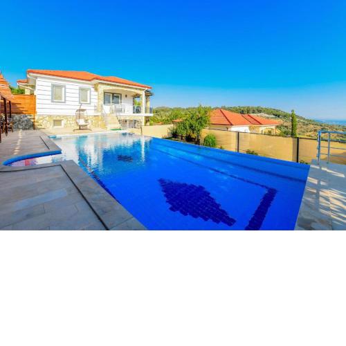 You will love this Luxury 4 Bedroom Villa, Fethiye Villa 1005