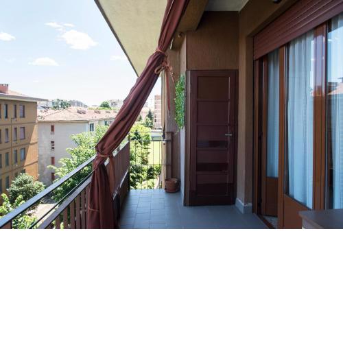 YouHosty - Suzzani 269