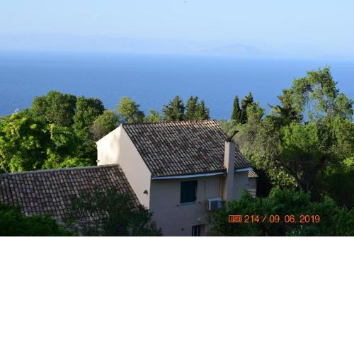 Your dreamy traditional cottage in Corfu