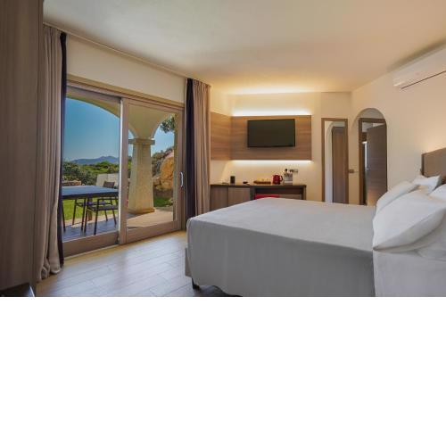 Your lovely and elegant home with garden sea view