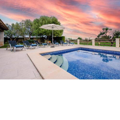 YourHouse Can Cuixa Villa