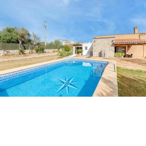 YourHouse Can Gonzalez, family-friendly villa with private pool