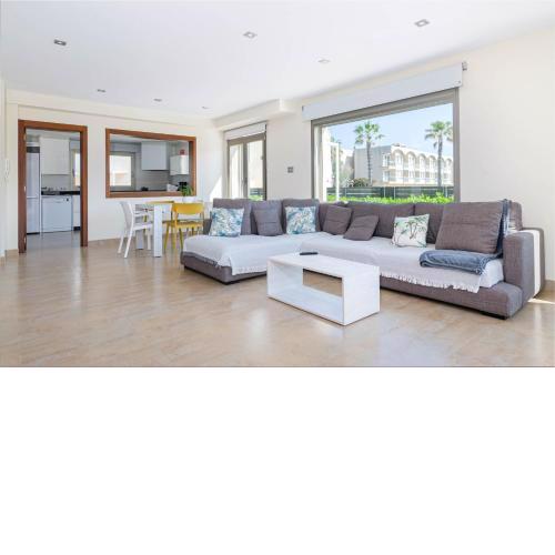 YourHouse Juan, modern holiday house at the beach in Mallorca North