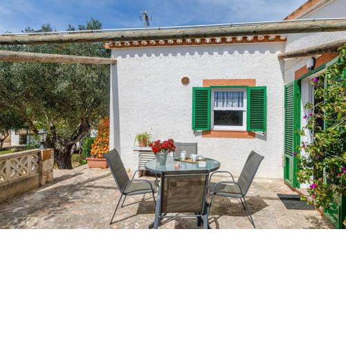 YourHouse Sa Caseta de Santanyi, lovely holiday house with garden