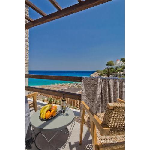 Ypsilos Beach Suites