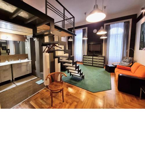 Z Loft Central Apartment