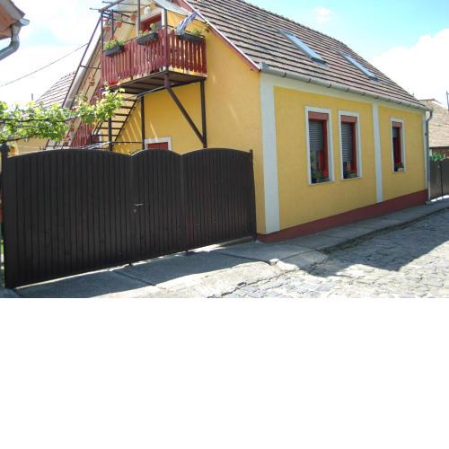 Zách Klára utcai Apartman