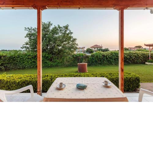 Zacharo Casa Rosa - Seaside Garden Retreat
