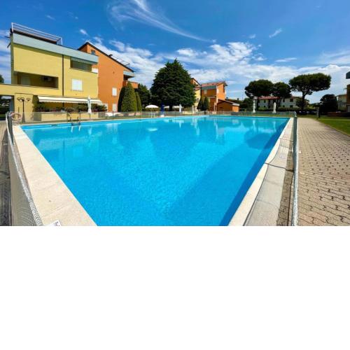 Zaffiro Apartment - Sirmione - Garden Ville