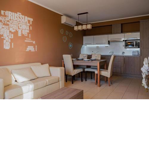 Zafír Apartmanház