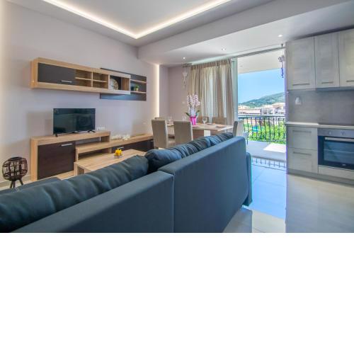 zakynthos town modern roof apartment